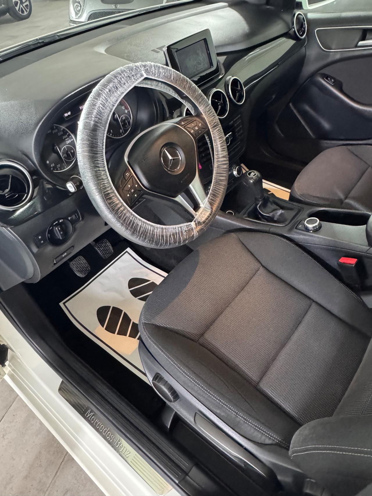 Mercedes-benz B 180 CDI BlueEFFICIENCY Executive