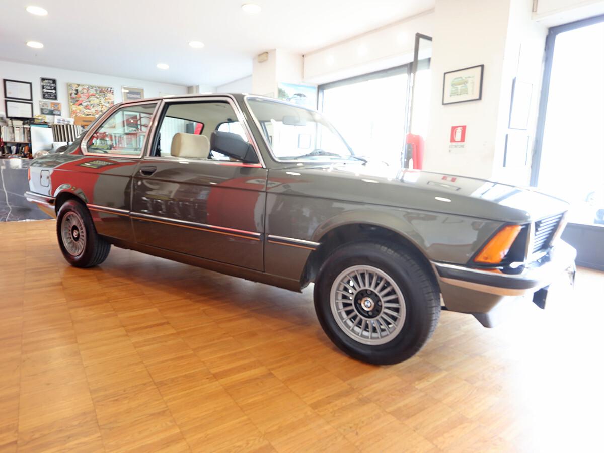 Bmw 318i 2 porte INIEZIONE - 110000 KM