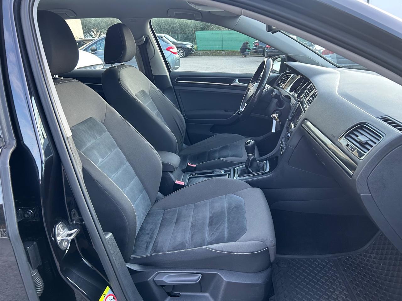 Volkswagen Golf 2.0 TDI 5p. Highline BlueMotion Technology