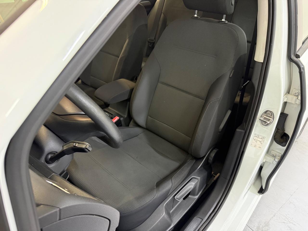 Volkswagen Golf 1.6 TDI 5p. Trendline BlueMotion Technology