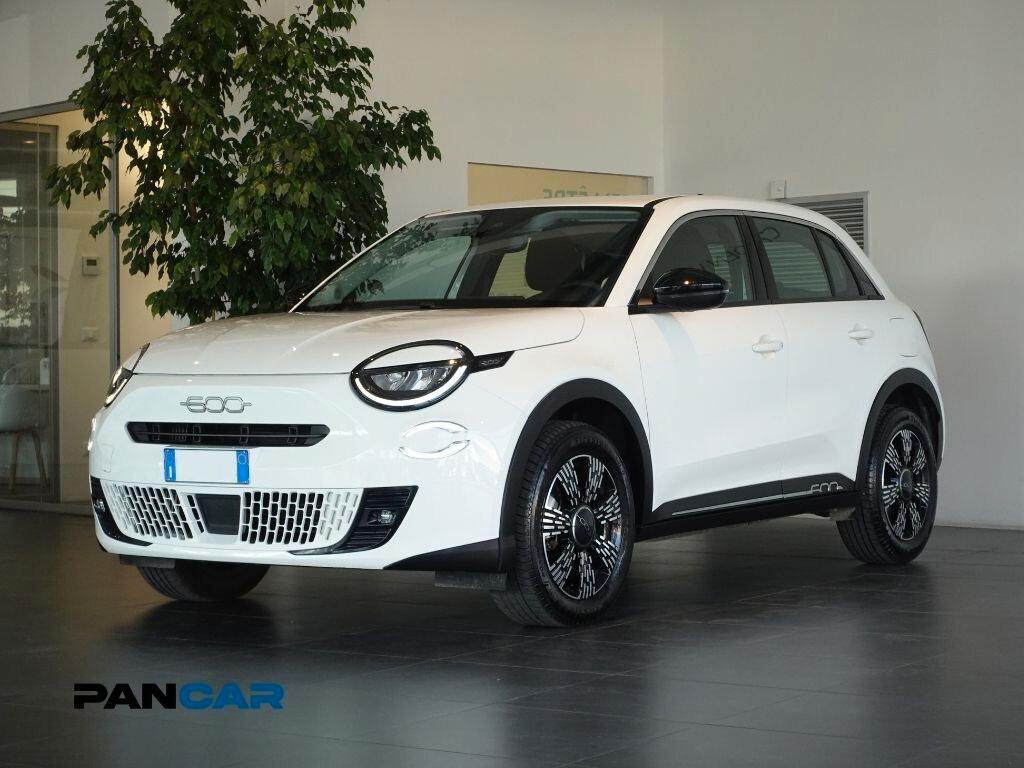 Fiat 600 ICON Hybrid 145 CV DCT MHEV