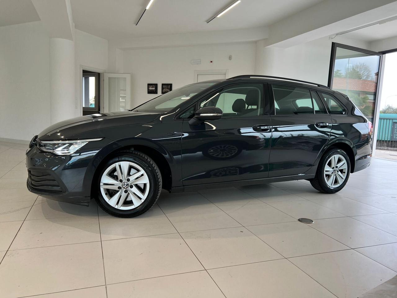 Volkswagen Golf Variant 2.0 TDI SCR DSG Life