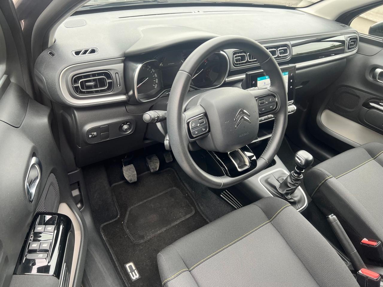 Citroen C3 1.5 bluehdi 100cv Shine Pack LED/NAVI OK NEOPATEN.