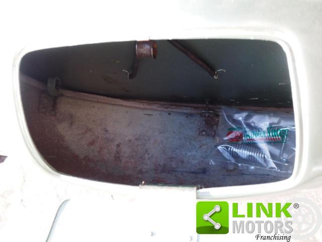 PIAGGIO Vespa 125 faro basso VACANZE ROMANE 1952 RESTAURO CONSERVATIVO