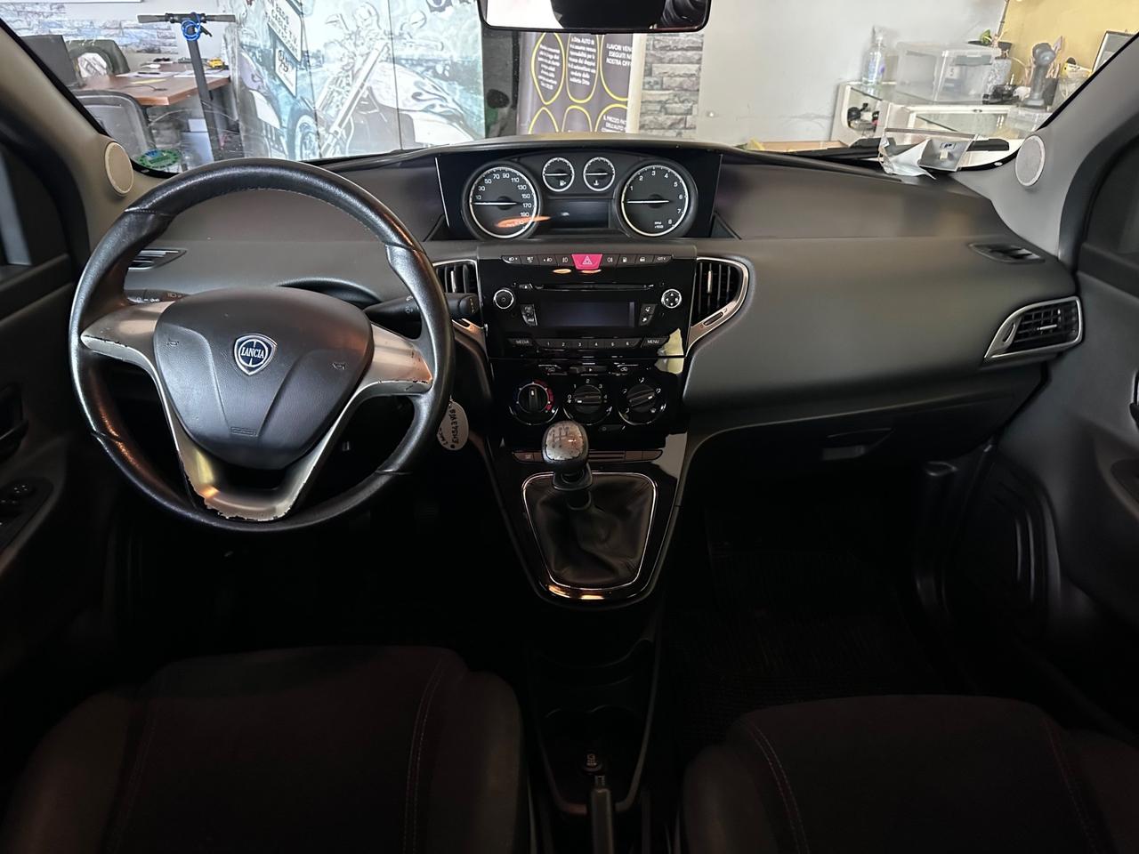 Lancia Ypsilon 1.2benz. 5 porte GPL Gold