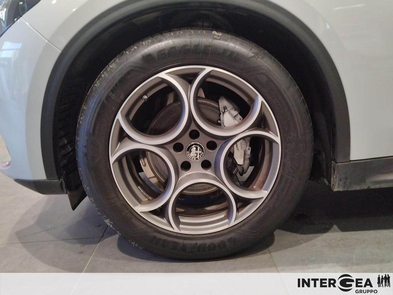 ALFA ROMEO Stelvio 2.2 t Sprint rwd 160cv auto