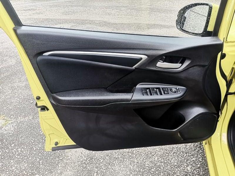 Honda Jazz 1.3 Hybrid Elegance CVT