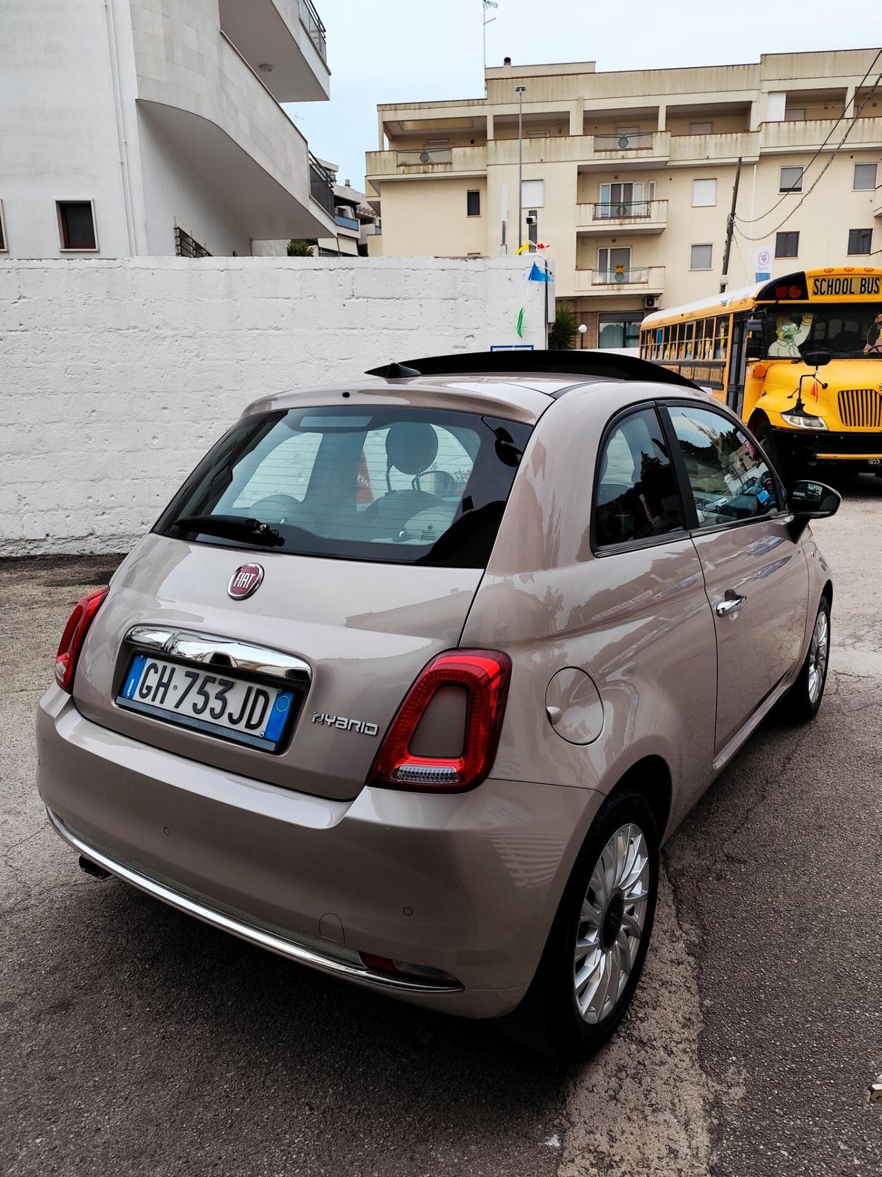 Fiat 500 1.0 Hybrid Dolcevita