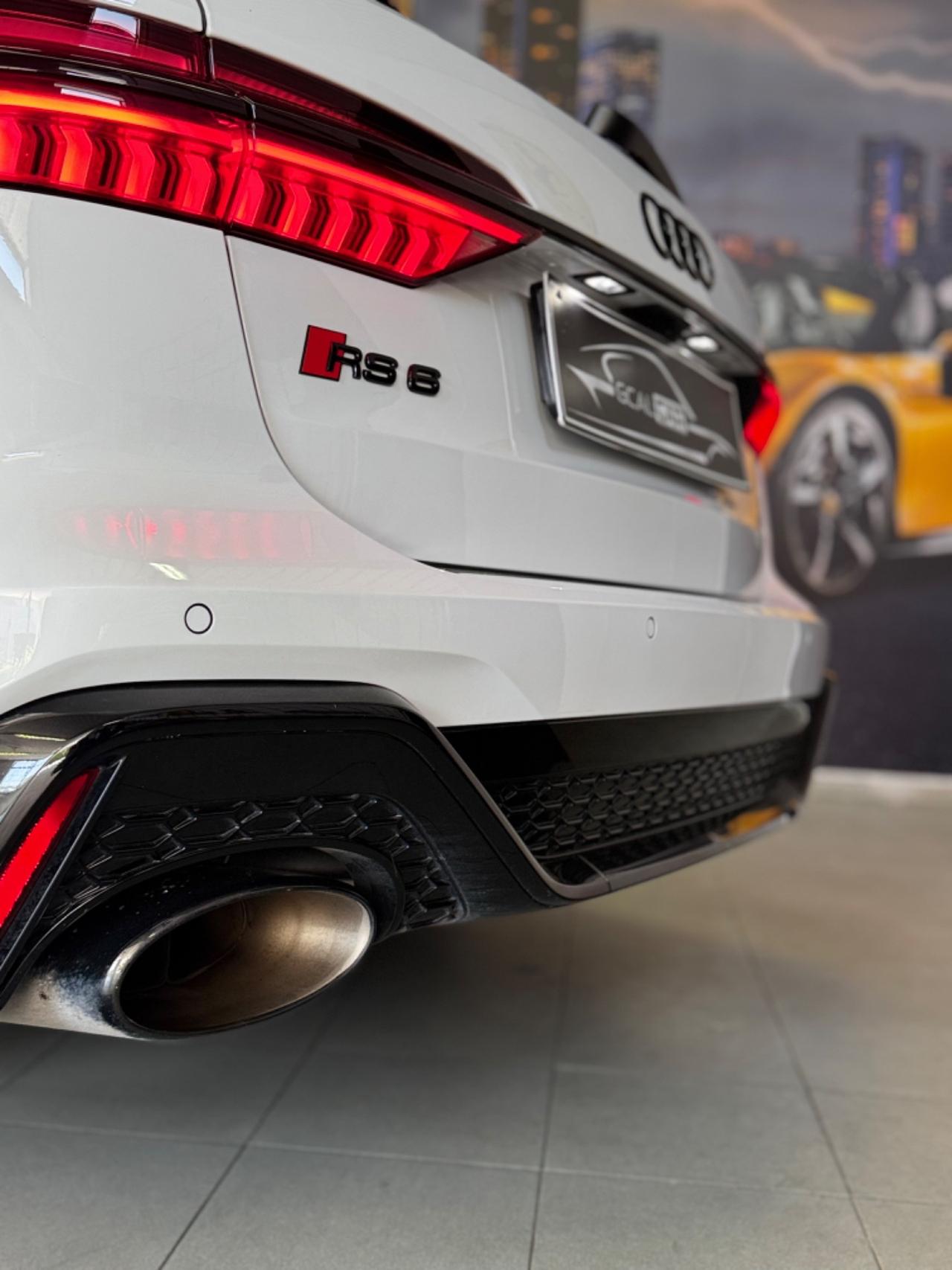 RS6 600CV FRENI CARBON RUOTE STERZ OK PERMUTE GARANZIA INCL CERTIFICATA