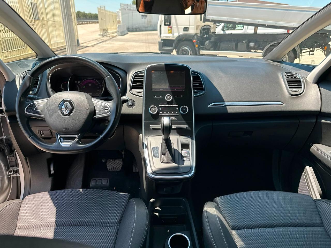 RENAULT SCENIC dCi 8V 110 CV EDC Energy Bose
