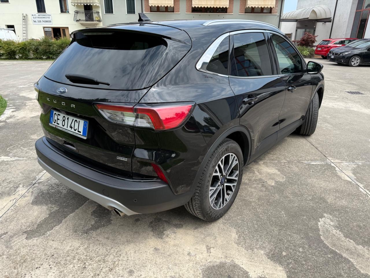 Ford Kuga 2.5 Full Hybrid 190 CV CVT AWD Titanium Business