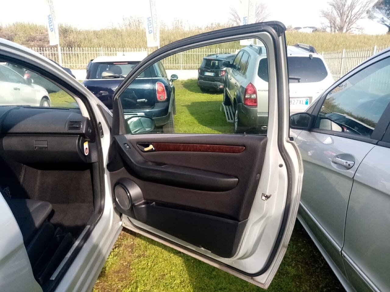 MERCEDES CLASSE A 180 CDI COUPE AVANTGARDE