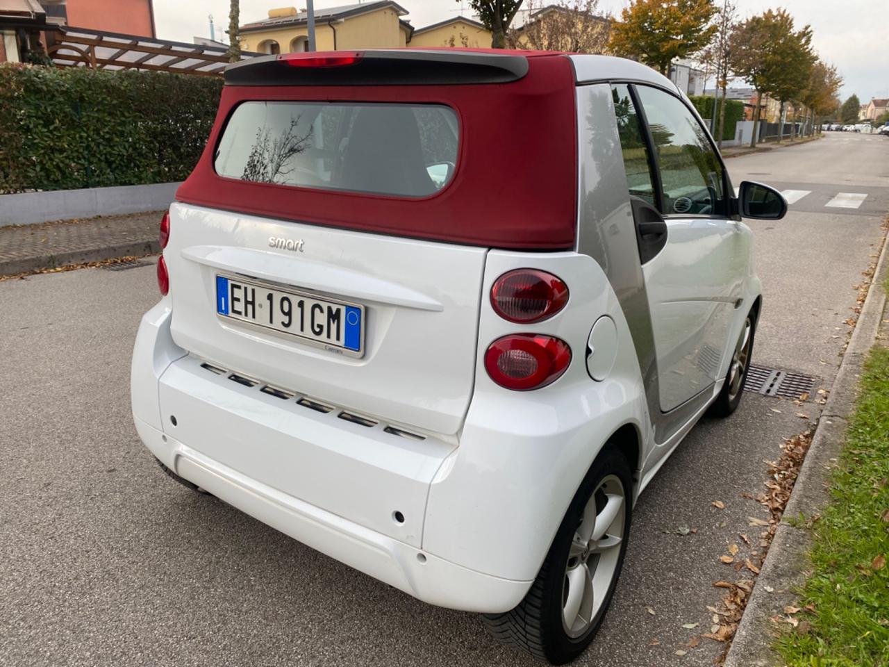 Smart ForTwo 1000 62 kW cabrio pulse