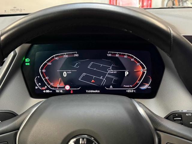 BMW 118 i 5p. Business Advantage