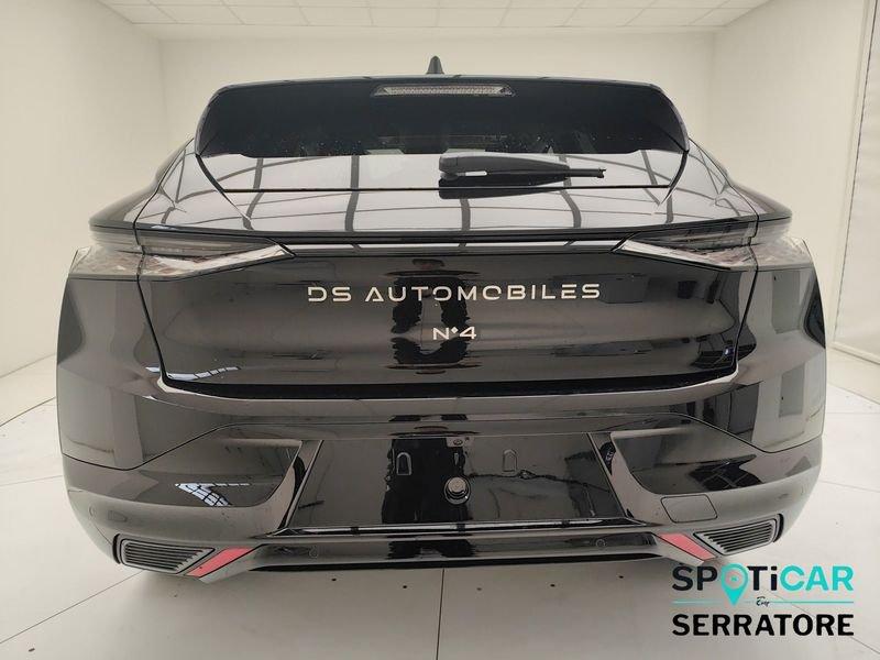 DS DS4 N°4 ÉTOILE ALCANTARA