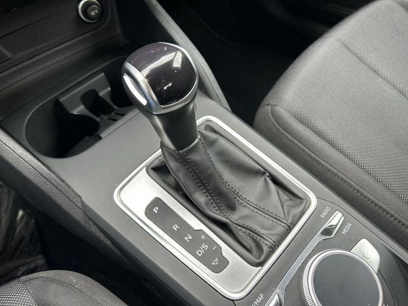 Audi Q2 35 TFSI S-Tronic Business Advanced NAVI+FULL LED+CAMERA