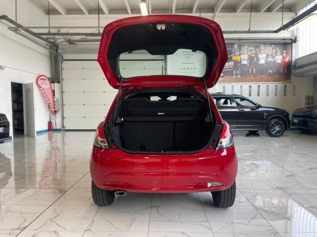 Lancia Ypsilon III 1.0 firefly hybrid Gold s&s 70cv 5p.ti