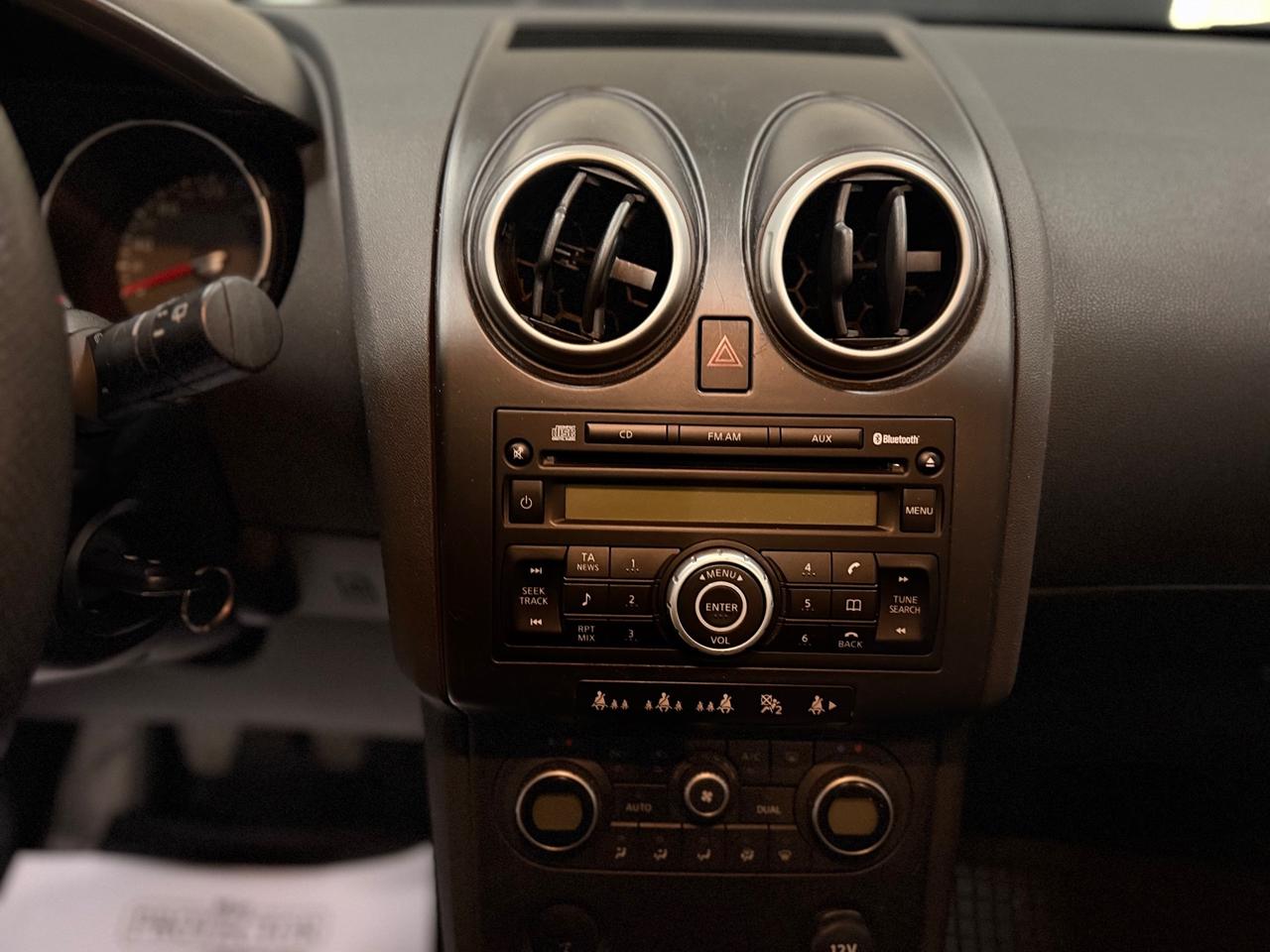 Nissan Qashqai Qashqai+2 2.0 dCi DPF Acenta 7 POSTI