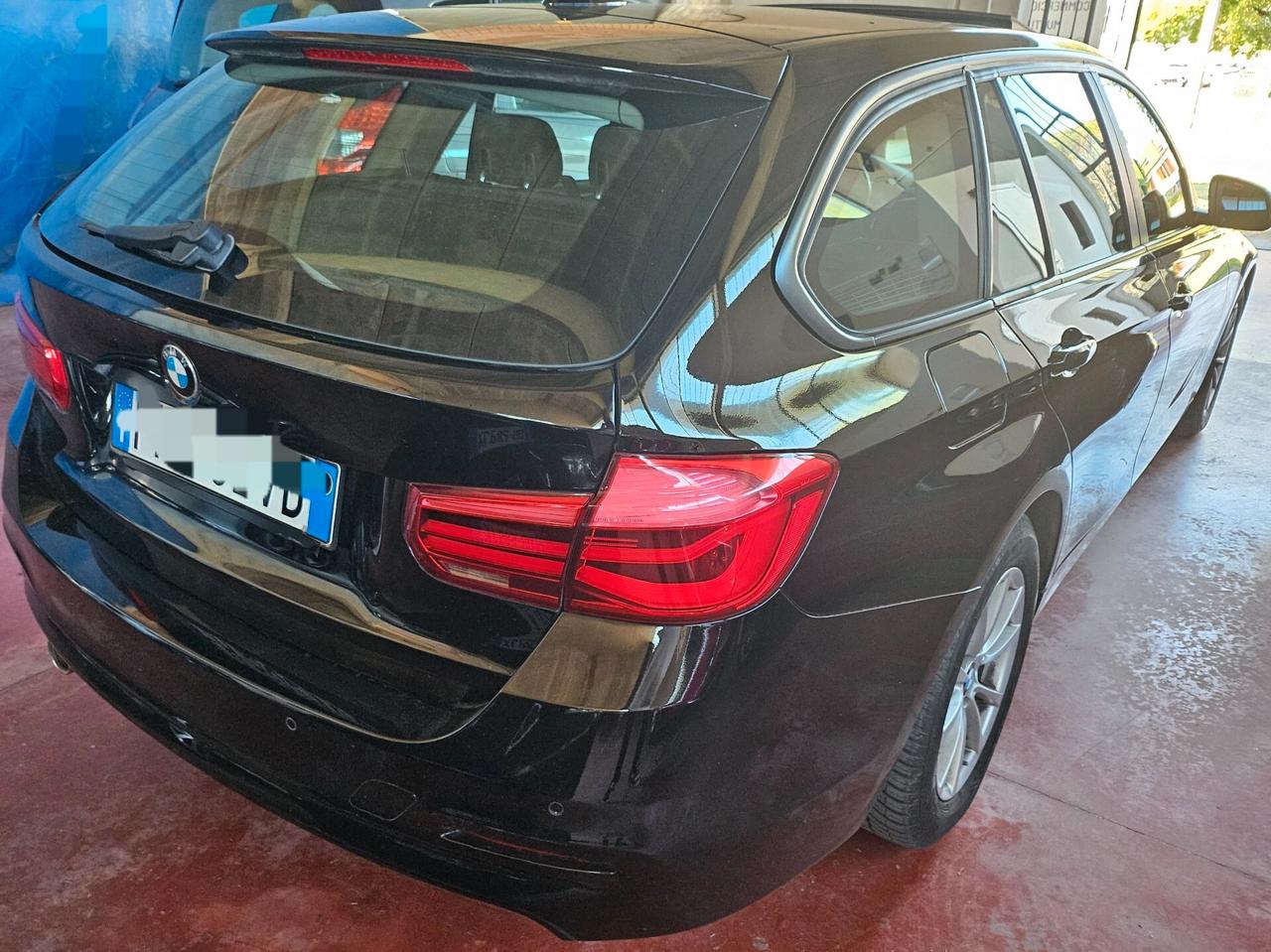 Bmw 318 318d Touring Business con TETTO aut