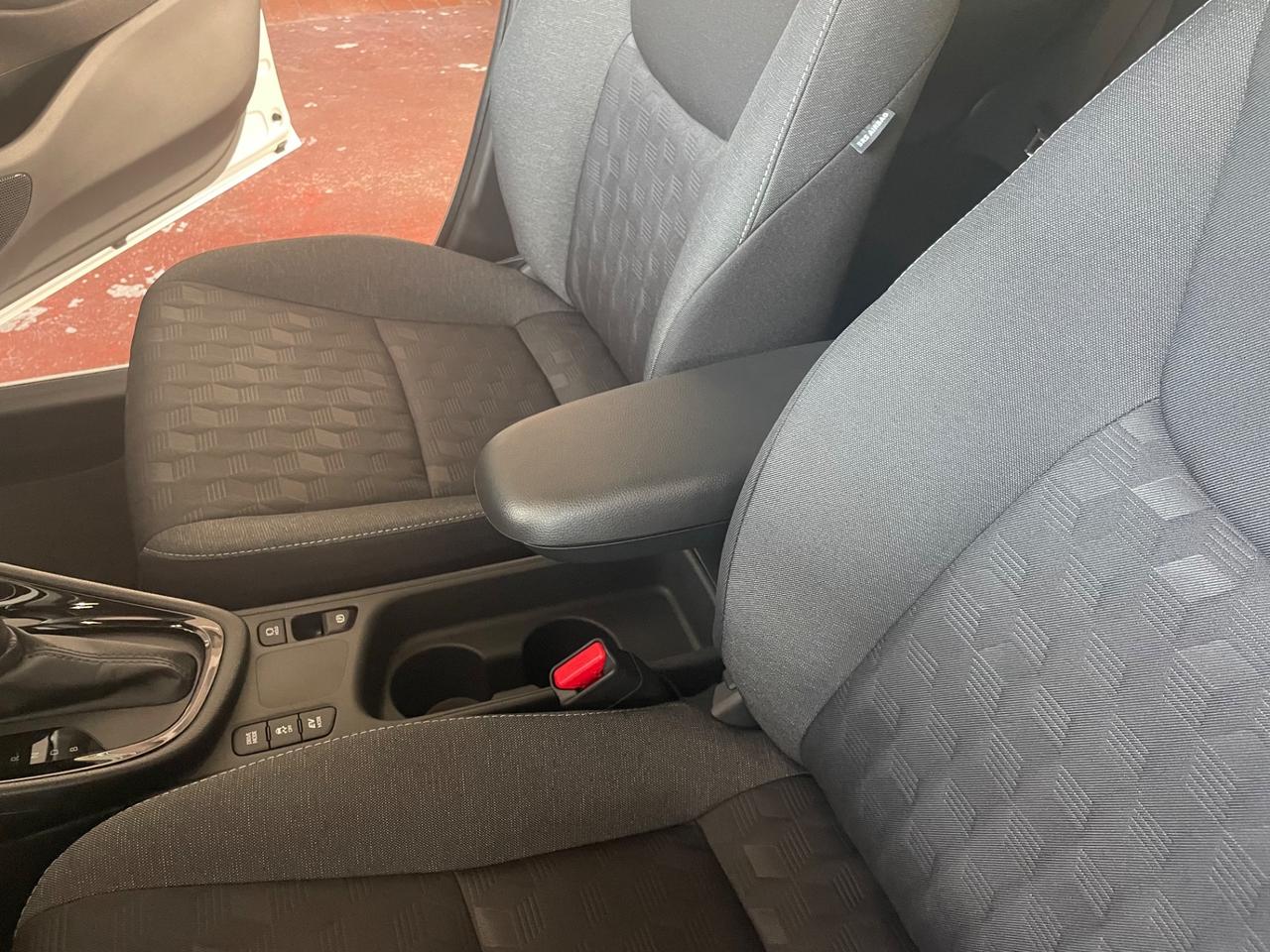 Toyota Yaris 1.5 Hybrid 5 porte Trend