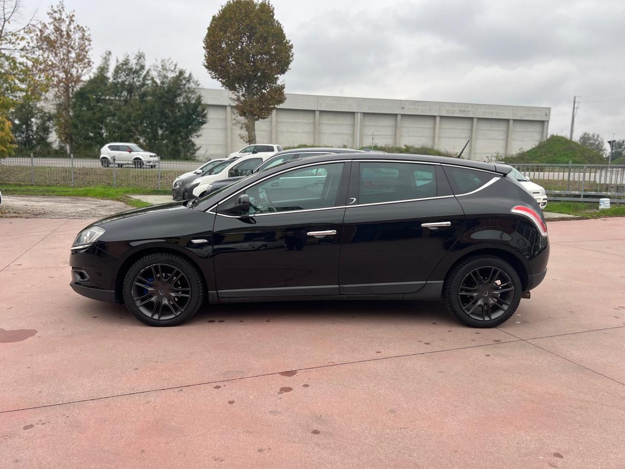 Lancia Delta 1.6 MJT DPF Platino