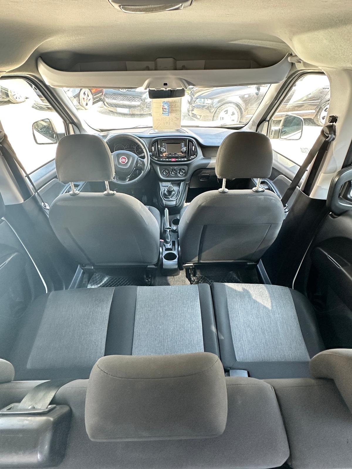 Fiat Doblo Doblò 1.3 MJT Lounge 5 POSTI CLIMA MULTIFUNZIONE BLUETOOTH APPLE CAR PLAY NAVI NEO PATENTATI
