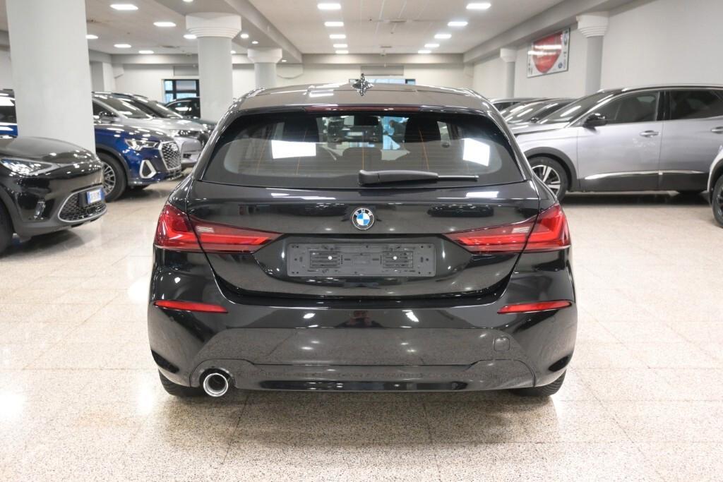 BMW 116D 6M. BUSINESS ADVANTAGE ( FARI LED - BMW DIGITAL COCKPIT - CLIMA BIZONA - PDC - NAVI - MIRROR - CRUISE )