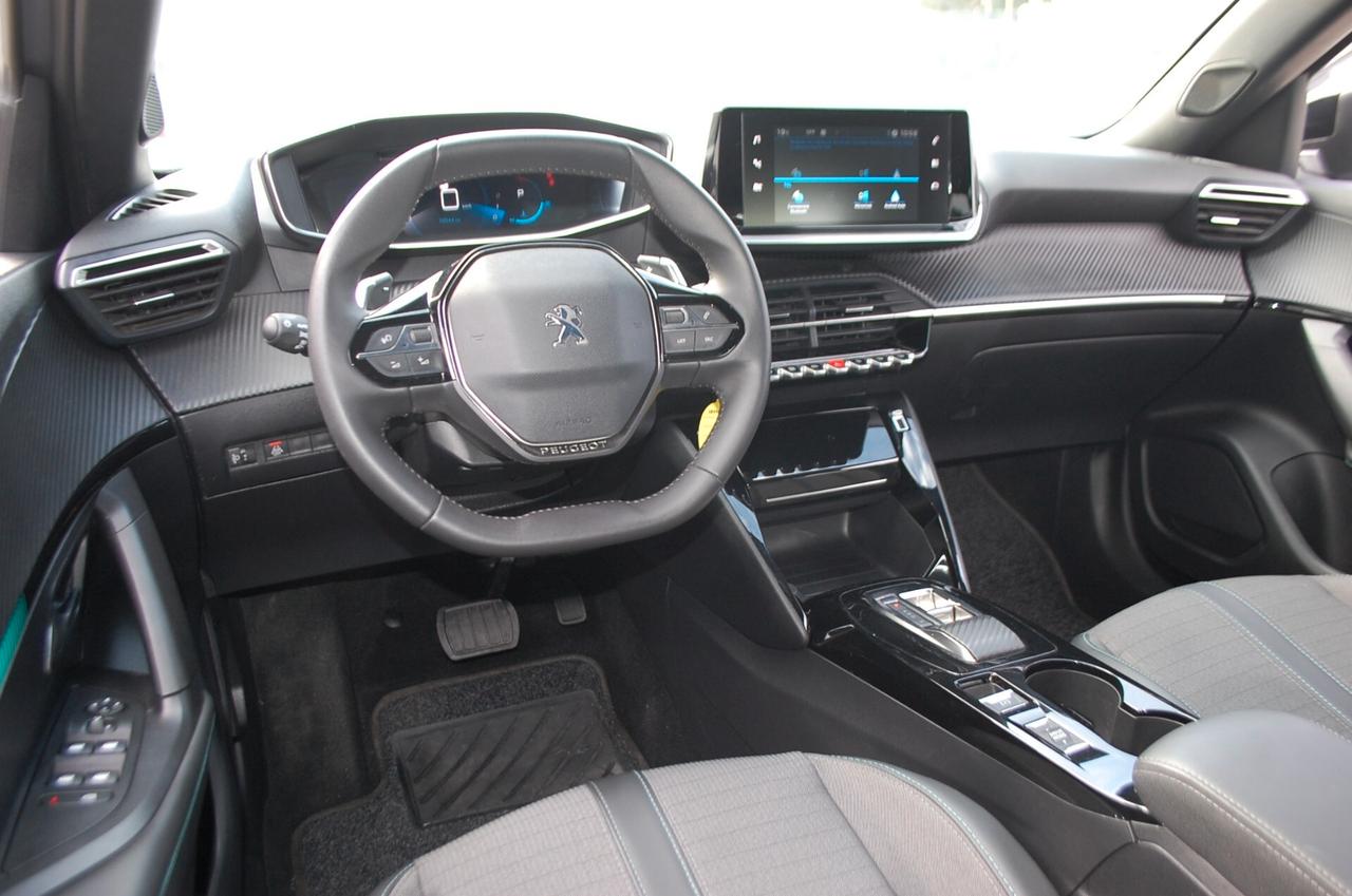 Peugeot 2008 1.2 puretech 131CV Allure S&S Uff Italy Led USB