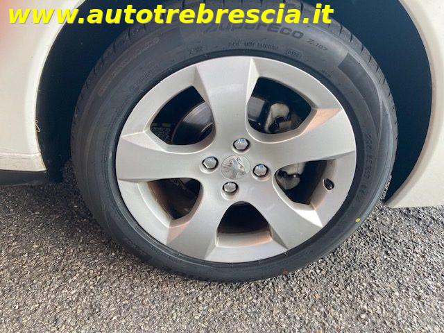 PEUGEOT 3008 1.6 VTi 120CV Access