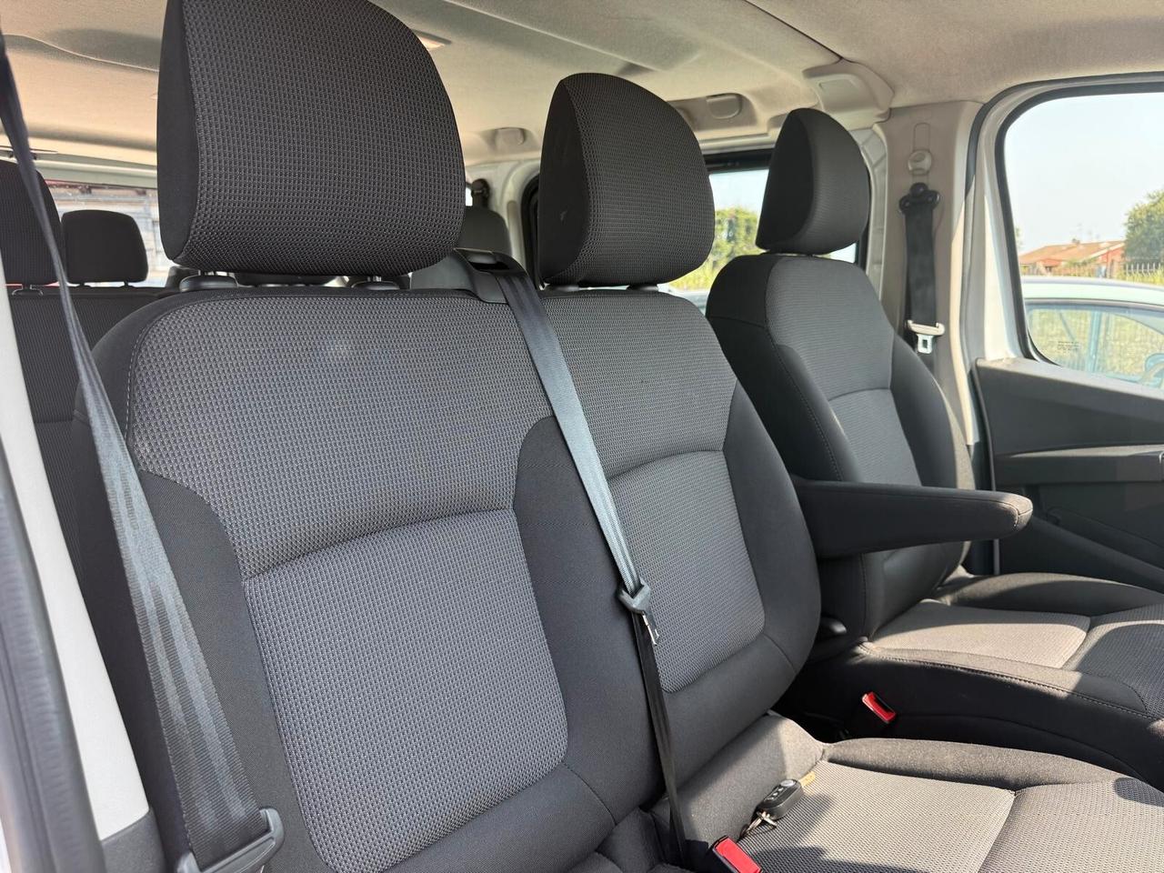 Renault Trafic BluedCi 110CV PL-TN Equilibre 9 POSTI