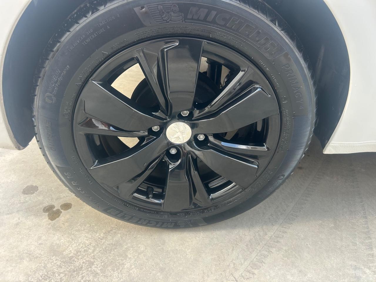 Peugeot 208 BlueHDi 75 5 porte Mix