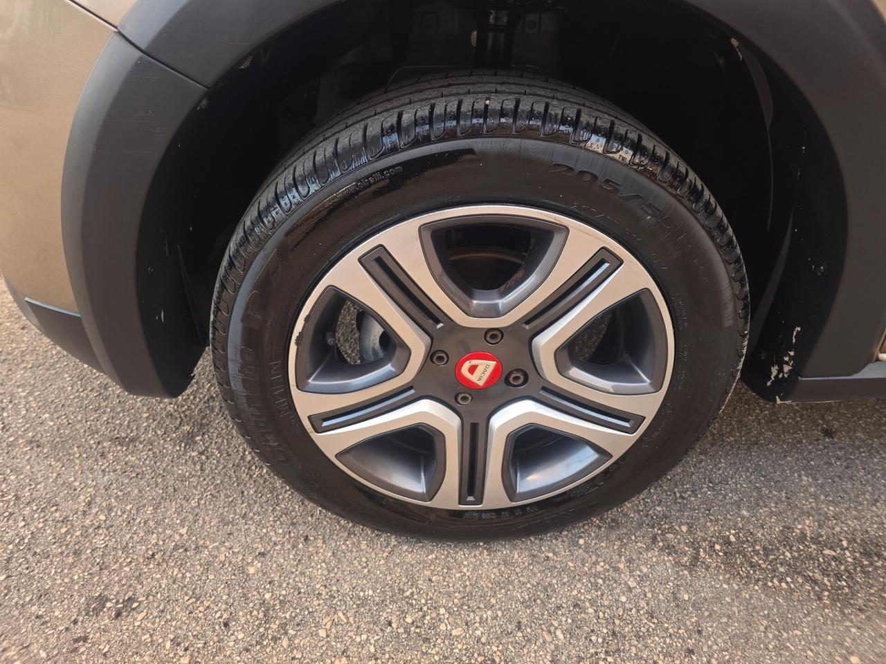 Dacia Sandero Stepway 0.9 TCe Turbo GPL 90 CV S&S Techroad