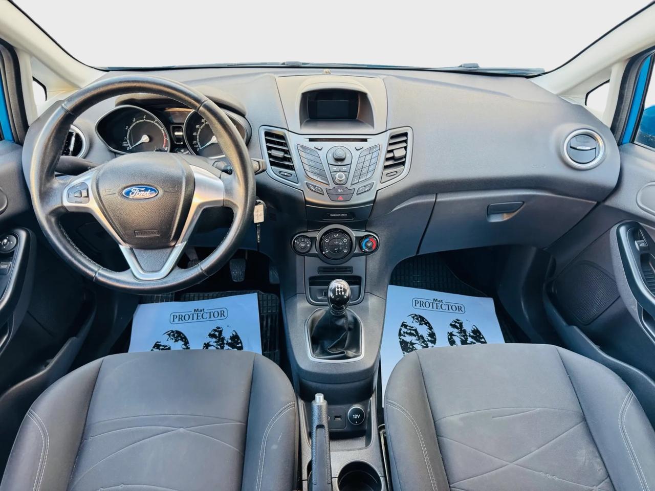 Ford fiesta titanium 1.2 benzina 2015 neo patentati