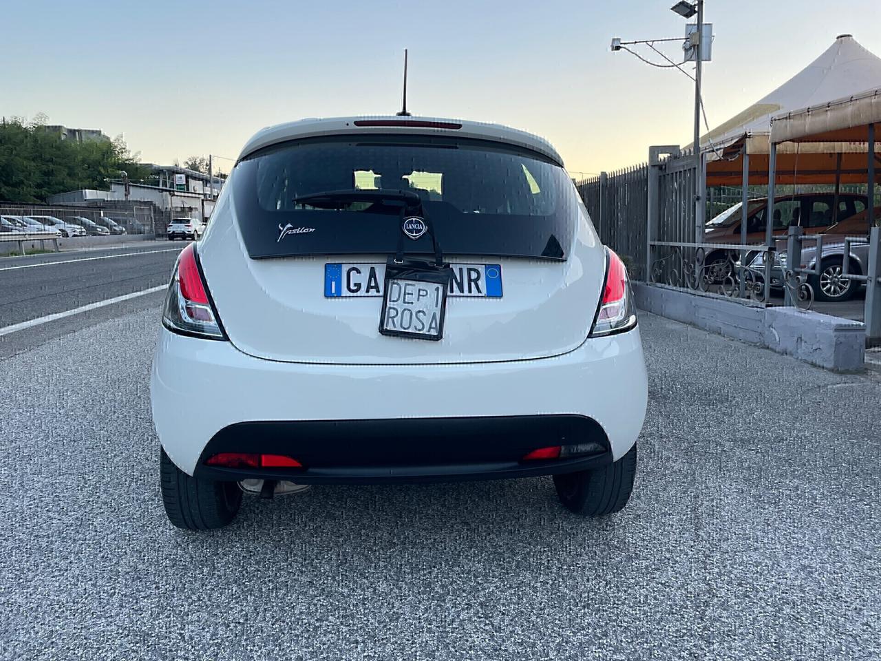Lancia Ypsilon 1.2 69 CV 5 porte S&S Elefantino Blu