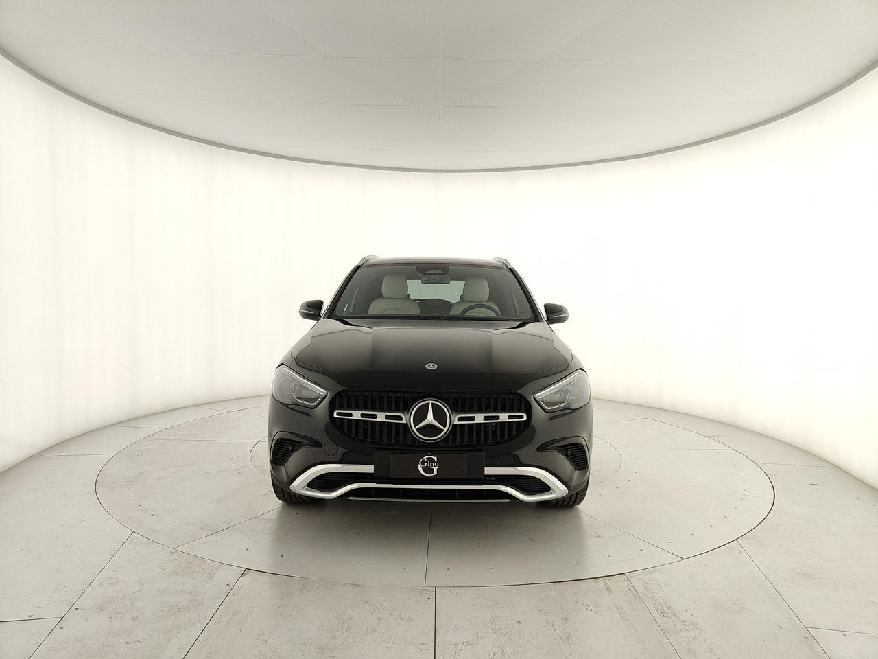Mercedes-Benz GLA 200 d