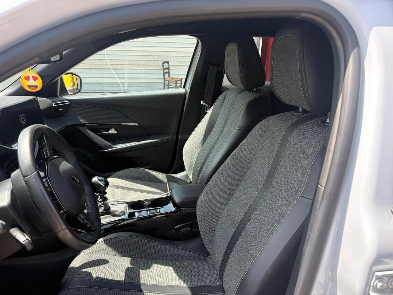 Peugeot 2008 PureTech 100 S&S Allure