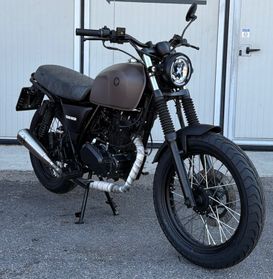 Brixton Felsberg 125