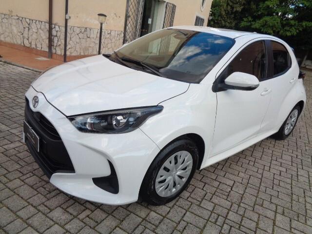 Toyota Yaris 1.5 Hybrid 5 porte Active NESSUN VINCOLO DI FINANZIAMENTO