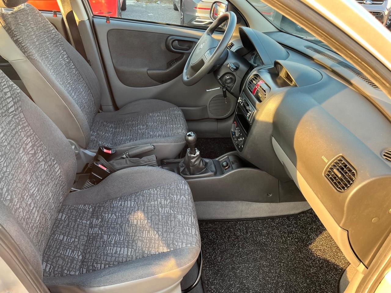 Opel Corsa 1.0i 12V cat 5 porte