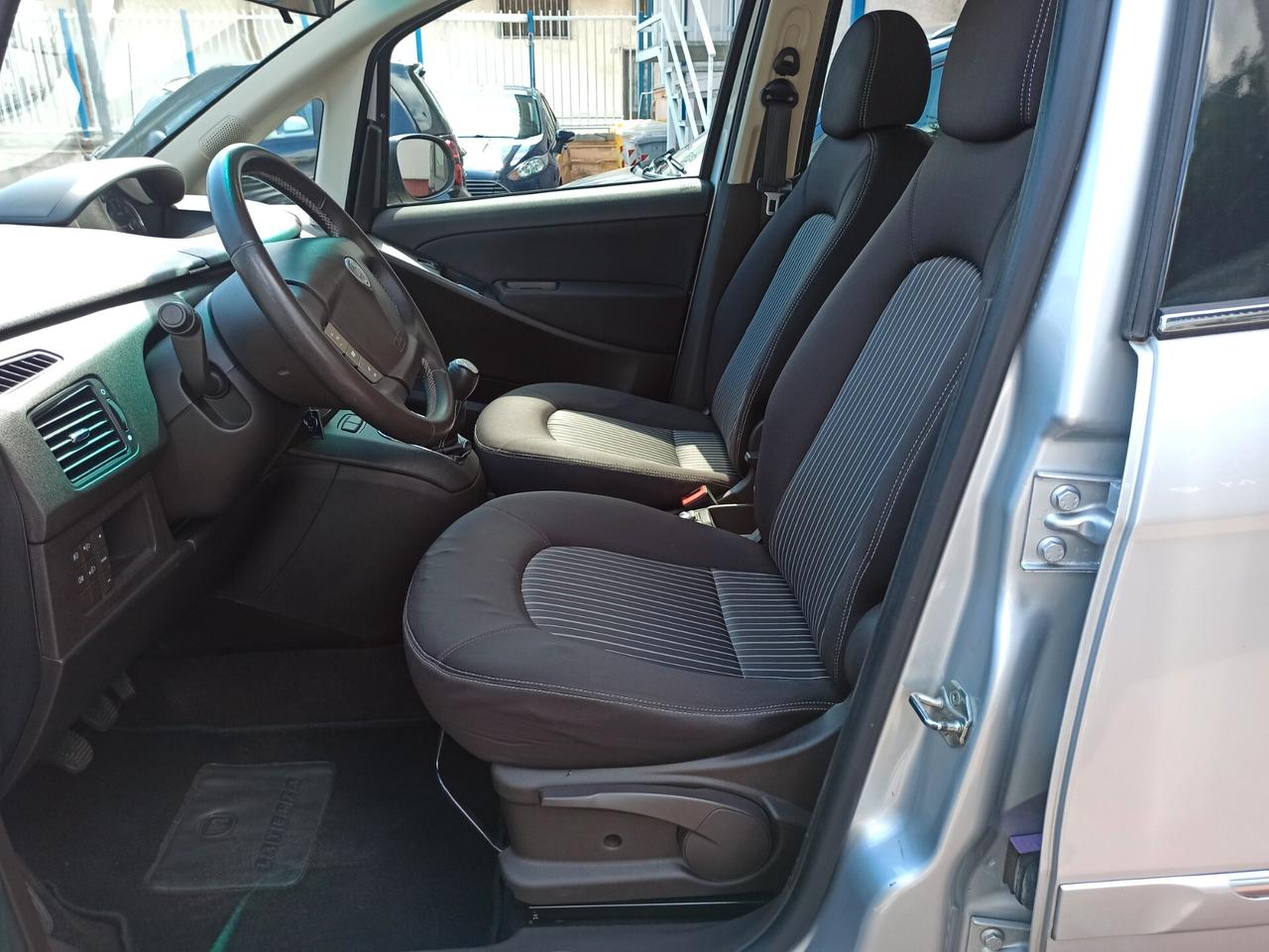 Lancia MUSA 1.3 Multijet 16V 90 CV Oro