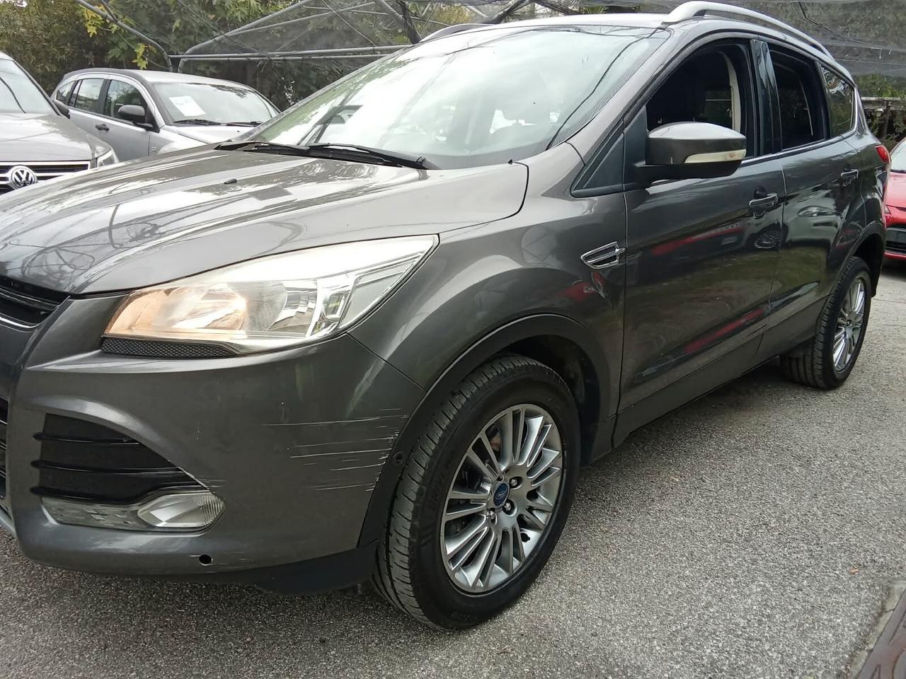 Ford Kuga 2.0 TDCI 140 CV 4WD Titanium