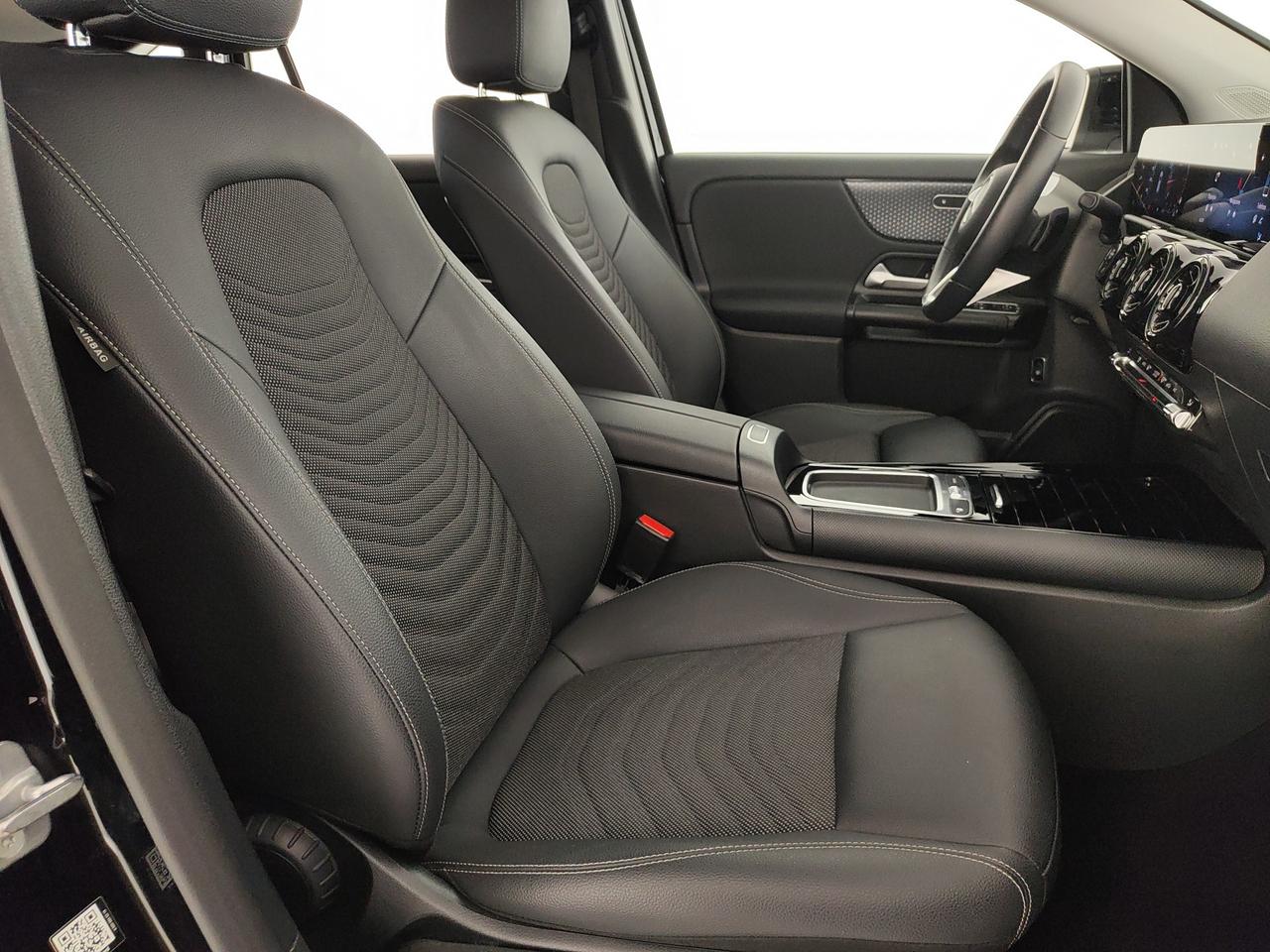 Mercedes-Benz GLA 180 d Advanced auto