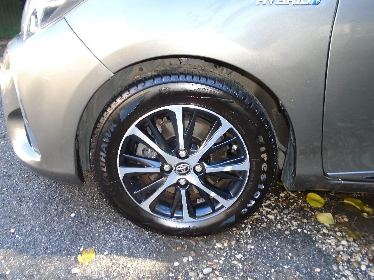 Yaris'18 IBRIDA 5p 105000 km ok neopat.