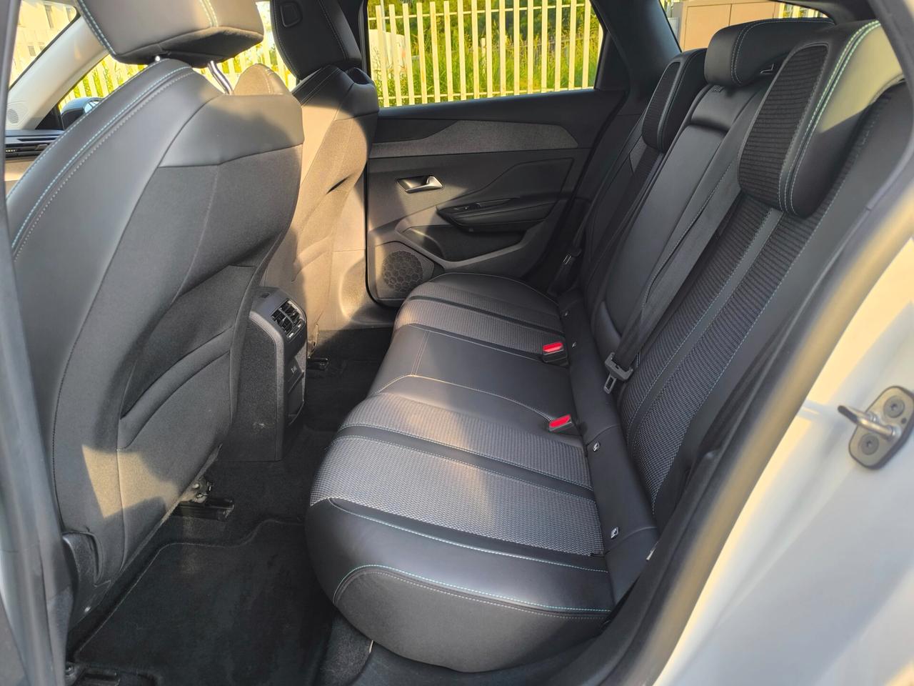 Peugeot 308 BlueHDi 130 S&S EAT8 SW Allure Pack