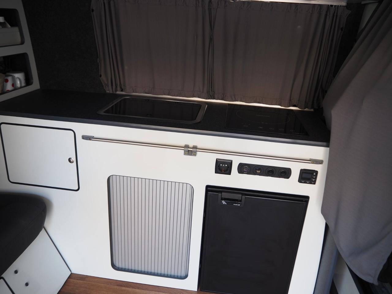 Volkswagen Transporter 2.0 TDI 84CV CAMPERIZZATO