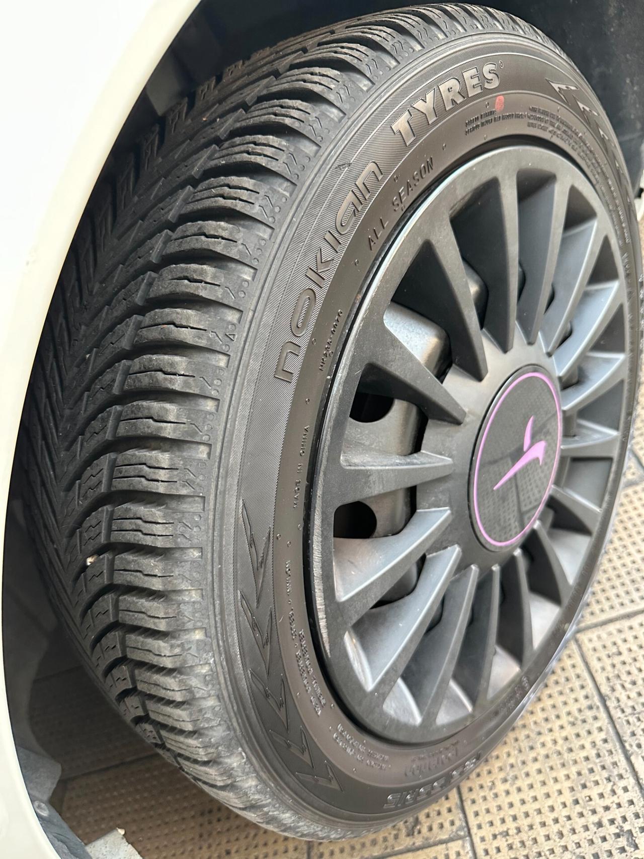 Lancia Ypsilon 1.2 Benz (Euro 5A), neopa, uni propriet, impeccabile