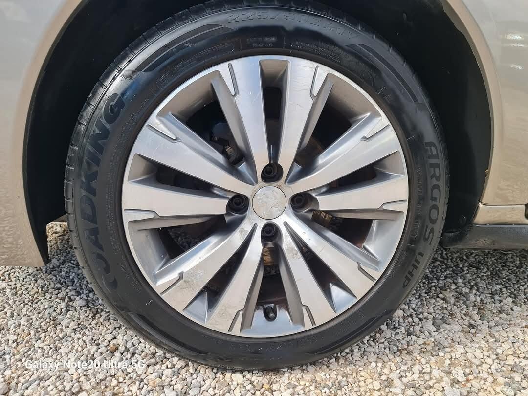 Peugeot 3008 GPL 1.6 VTi 120CV Premium