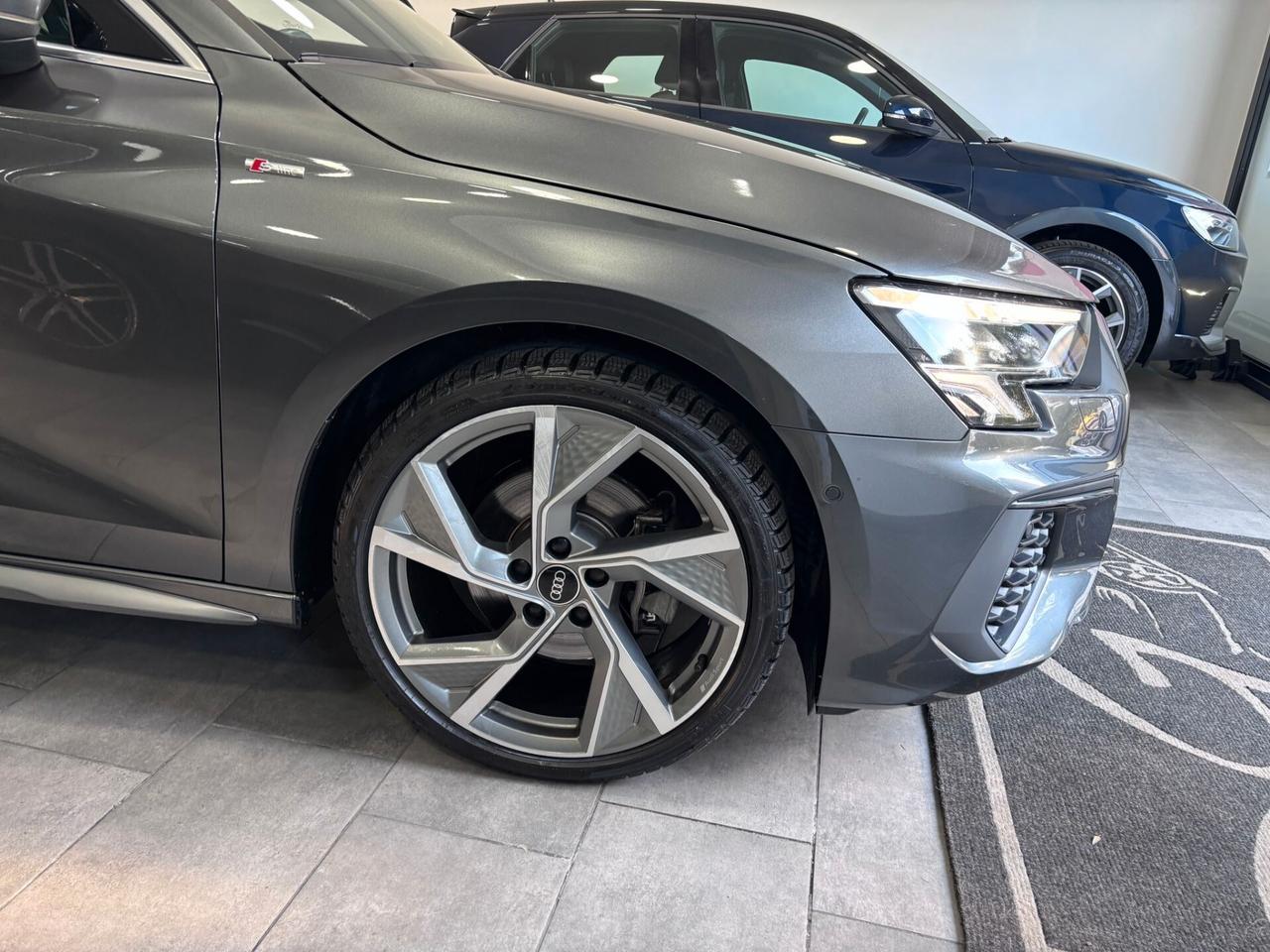 AUDI A3 SPORTBACK 35TDI S-TRONIC S-LINE