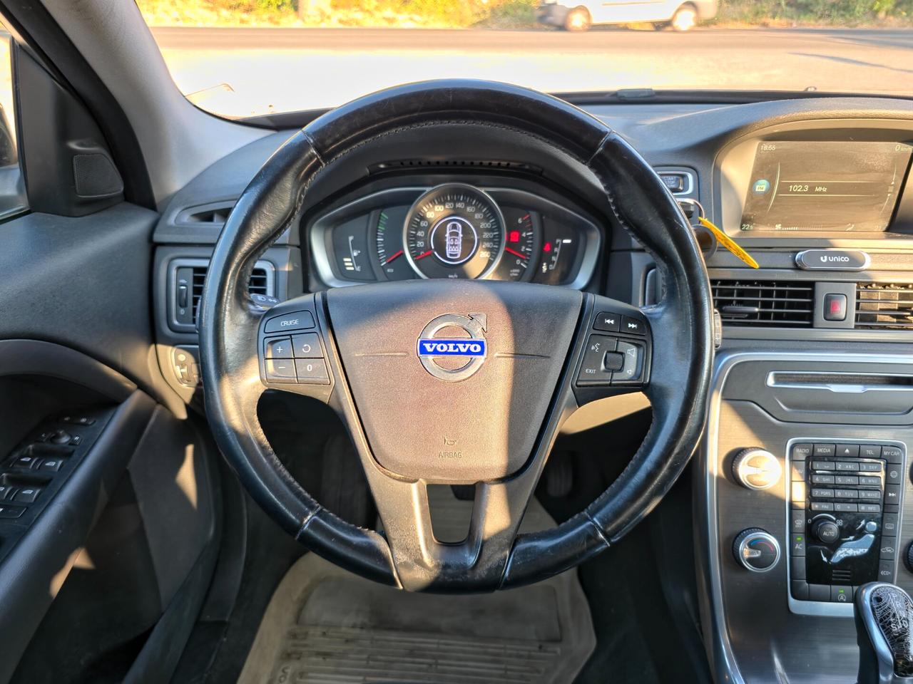Volvo XC 70 XC70 D4 Geartronic Summum CV-181 E5B Automatica 2014