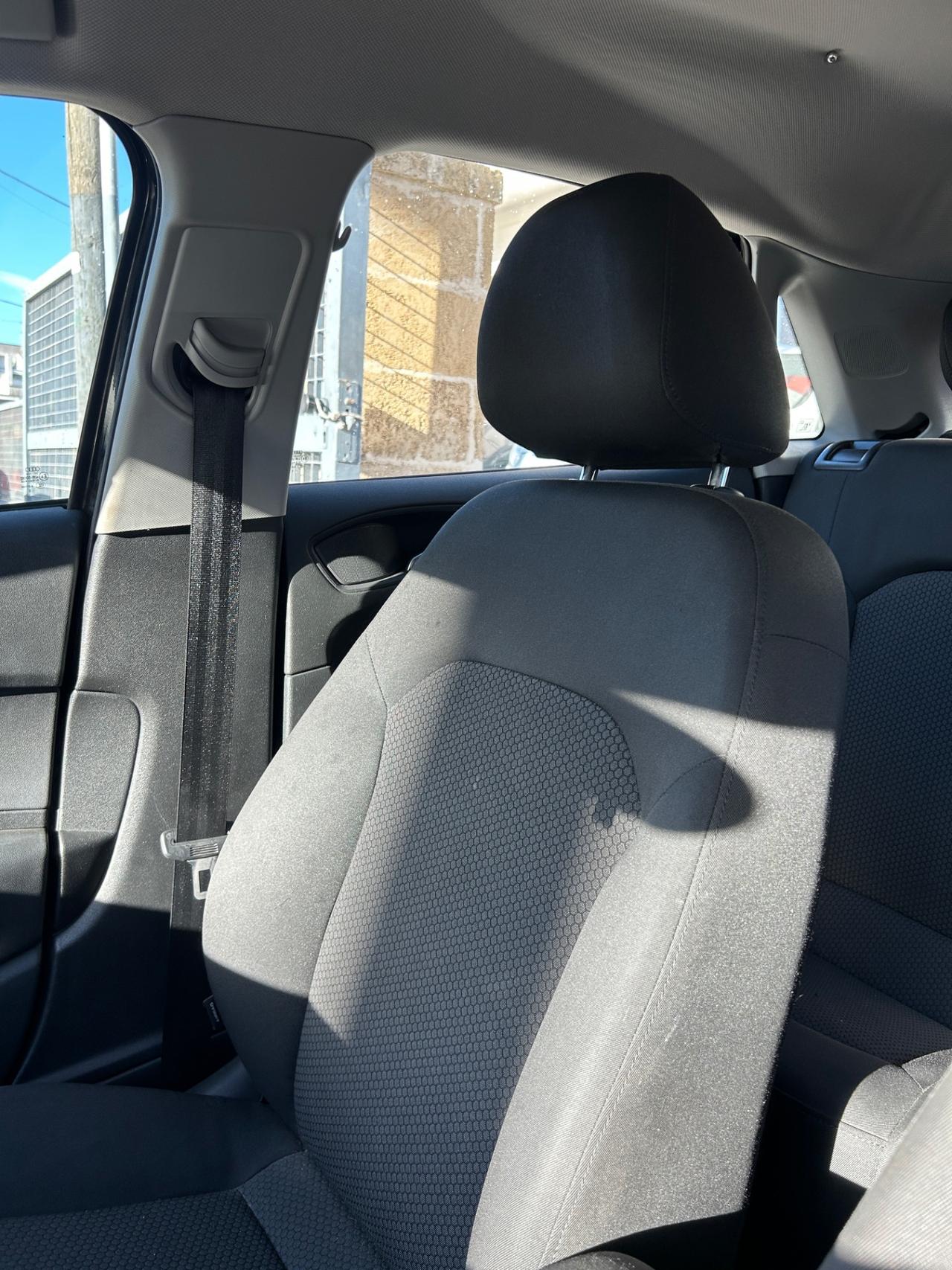 Audi A1 1.4 tdi 90cv S tronic-2015